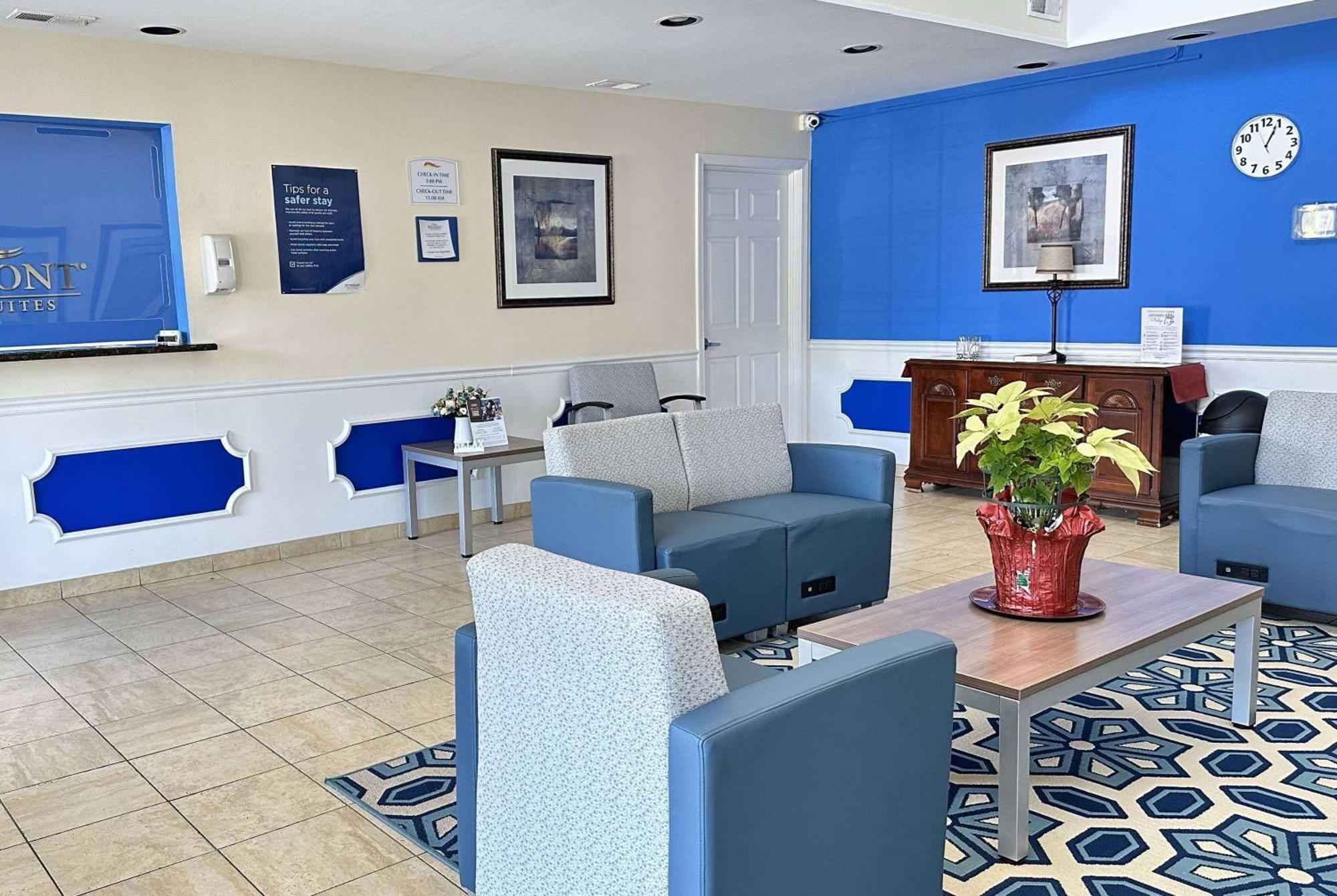 Baymont By Wyndham Greenwood Esterno foto